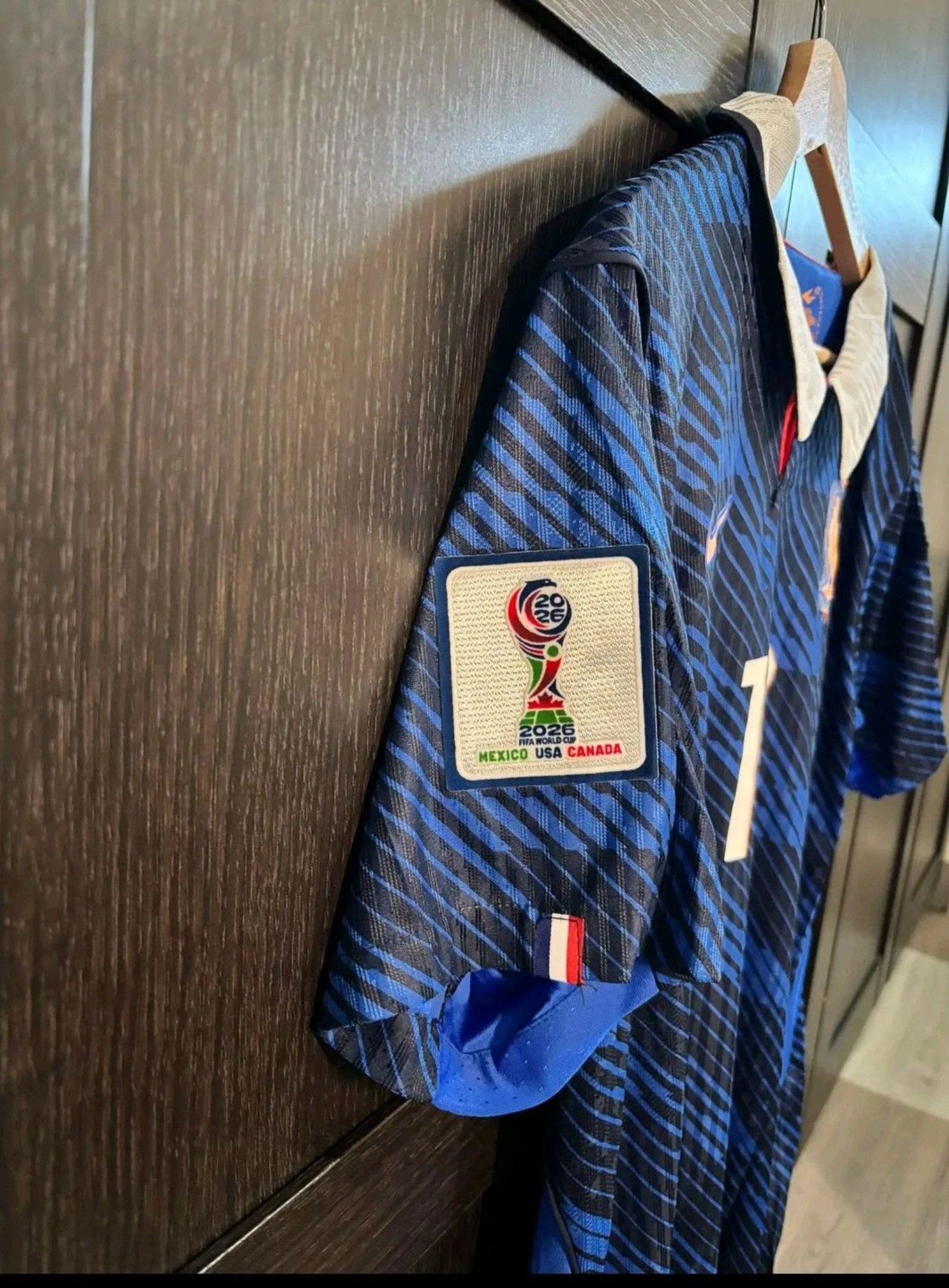 Francie Mbappe T-shirt – photo 4